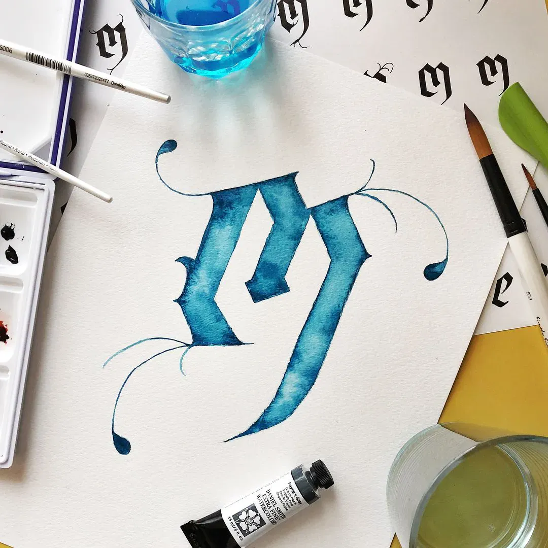 creatyum-media-monogram-project-01